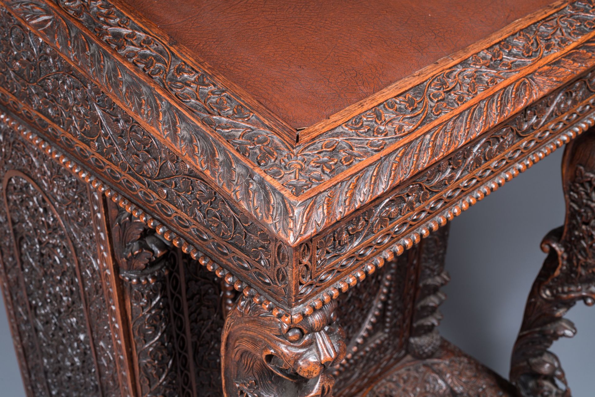 A colonial Anglo-Indian reticulated wooden desk with hidden compartment, 19th C. - Image 12 of 24