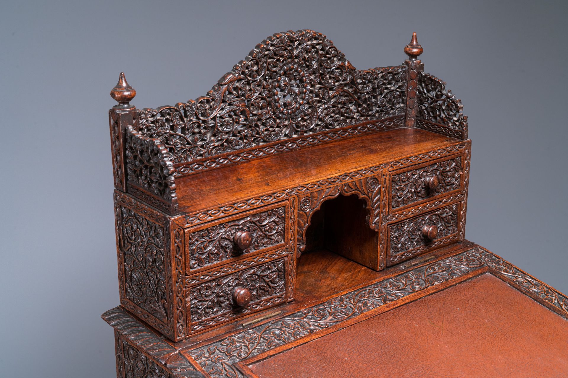 A colonial Anglo-Indian reticulated wooden desk with hidden compartment, 19th C. - Image 13 of 24