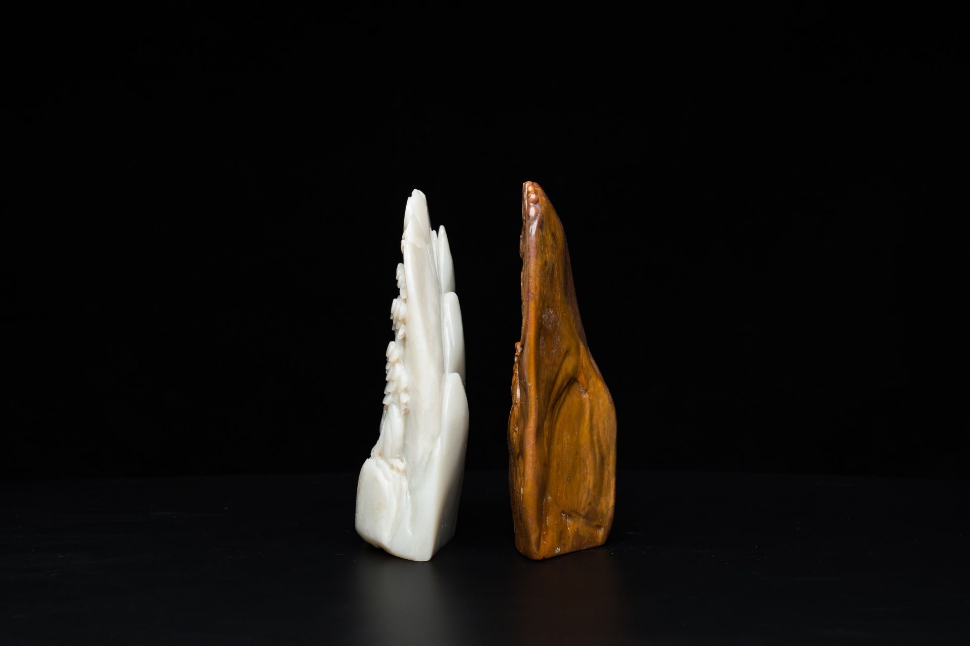A Chinese brown jade inscribed seal stamp and a white jade 'mountainous landscape' carving, 19/20th - Image 6 of 10