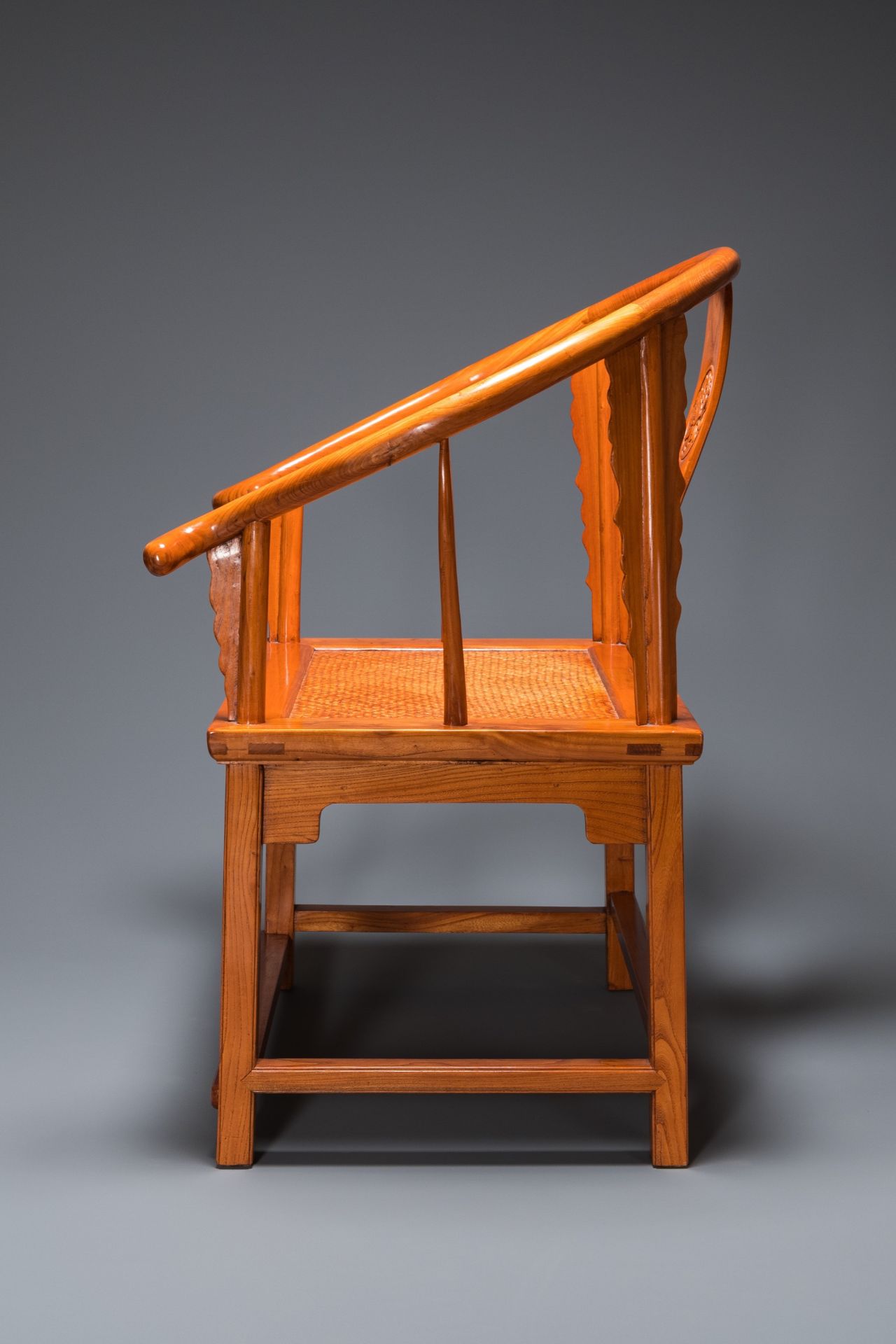 A pair of Chinese elmwood 'horseshoe' chairs, Republic - Image 9 of 20