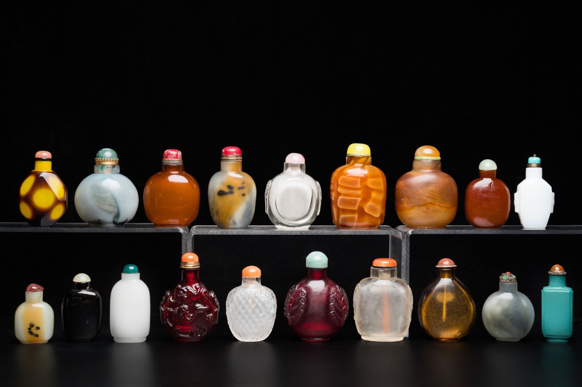19 Chinese glass snuff bottles, 19/20th C. - Image 3 of 9