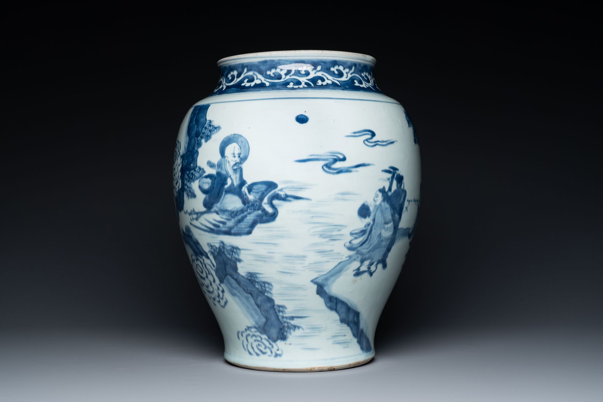 A large Chinese blue and white 'Immortals' vase, Transitional period - Image 2 of 9
