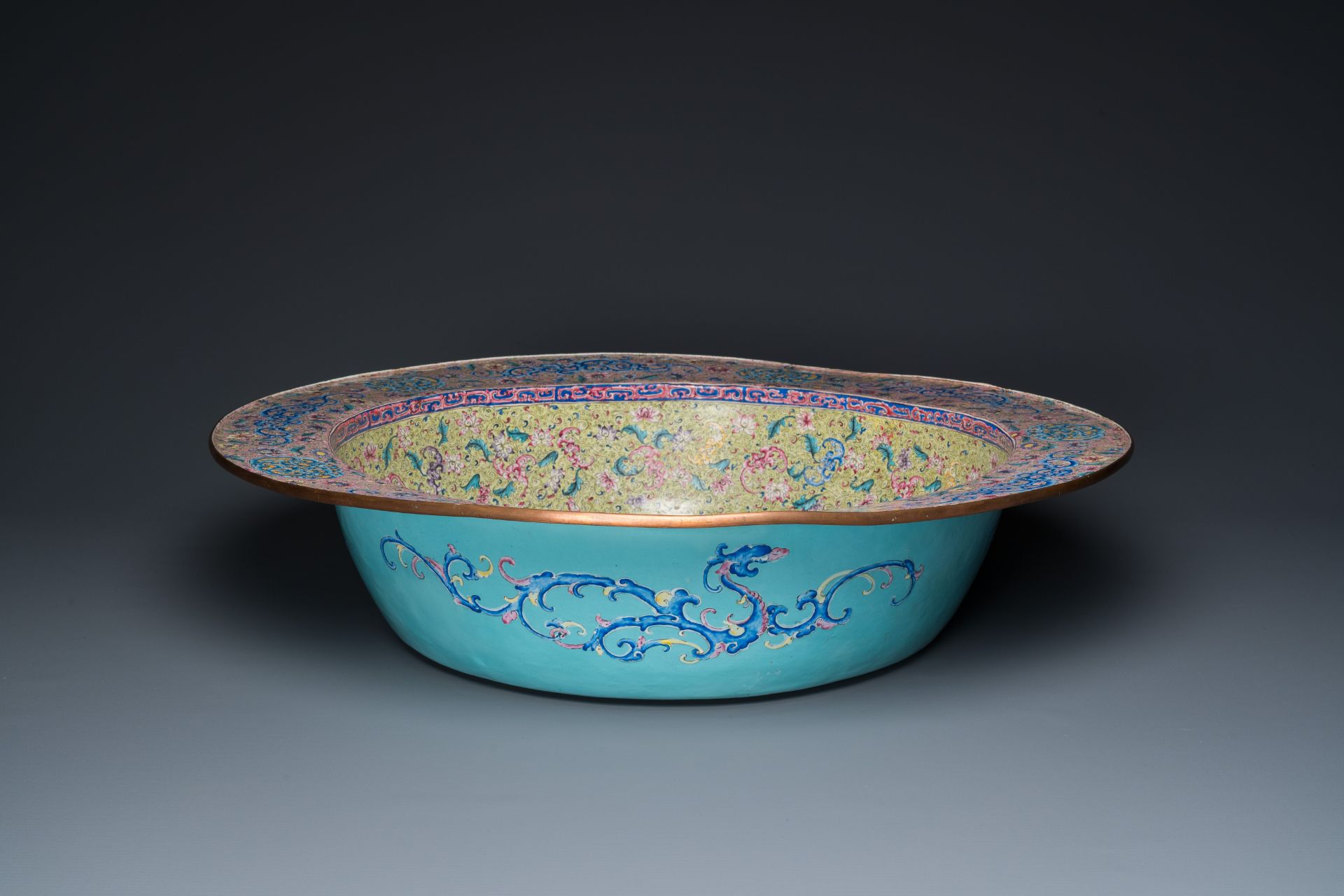 An exceptionally large Chinese Canton enamel basin, Yongzheng - Image 4 of 11