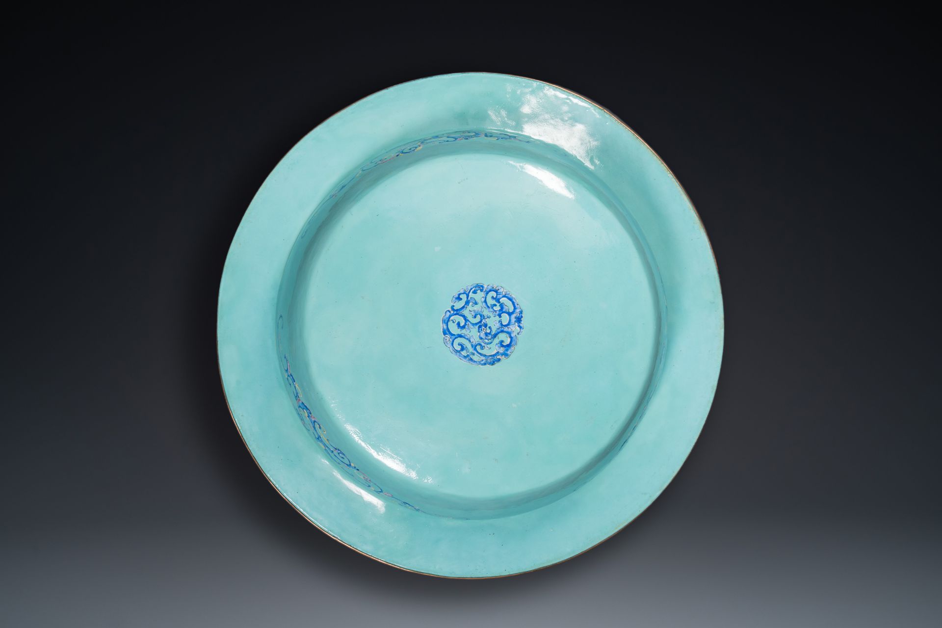 An exceptionally large Chinese Canton enamel basin, Yongzheng - Image 2 of 11