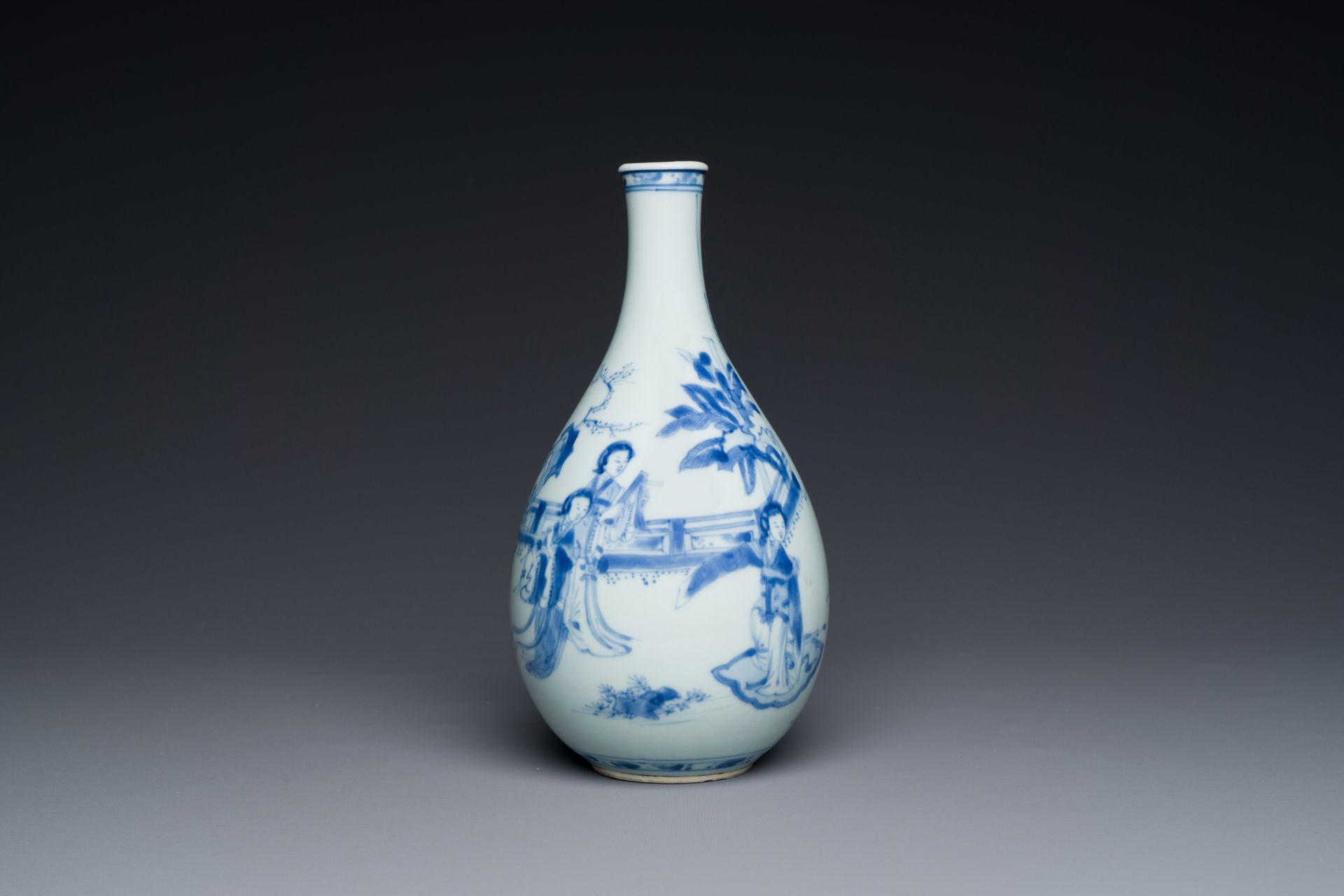 A Chinese blue and white pear-shaped 'narrative subject' vase, Kangxi - Image 3 of 6