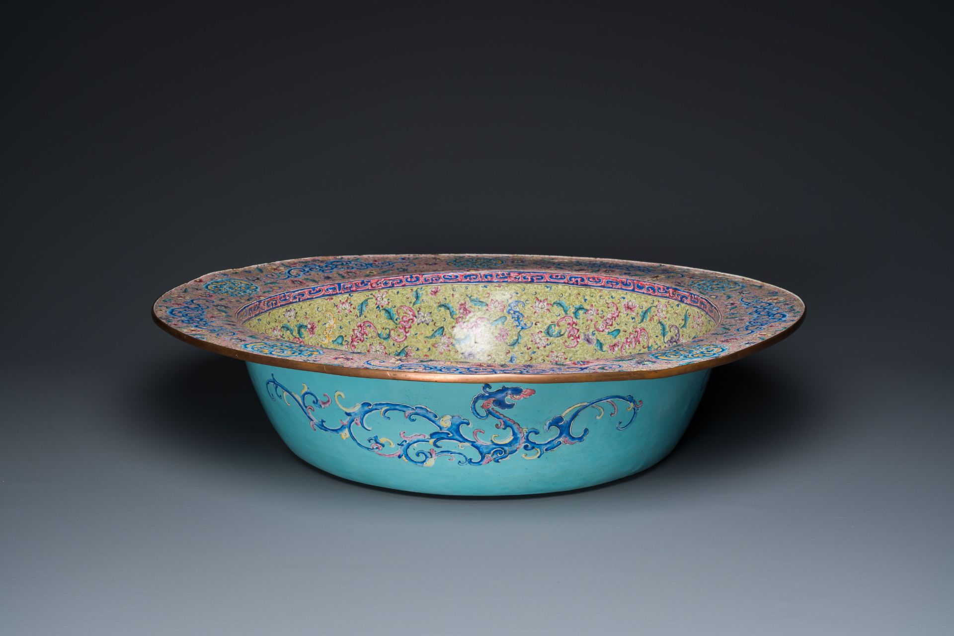 An exceptionally large Chinese Canton enamel basin, Yongzheng - Image 5 of 11