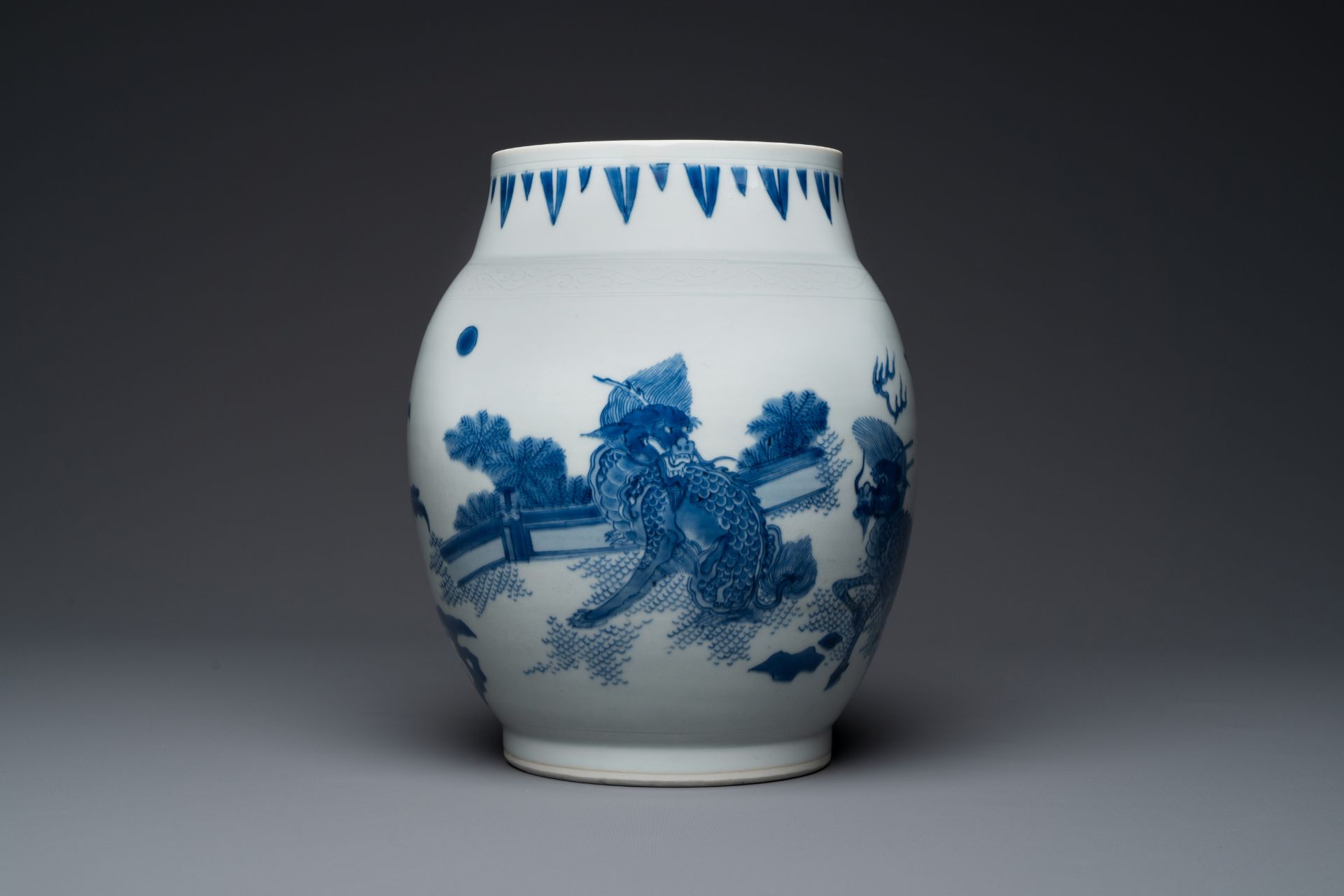 A Chinese blue and white 'qilins' vase, Transitional period - Image 4 of 6