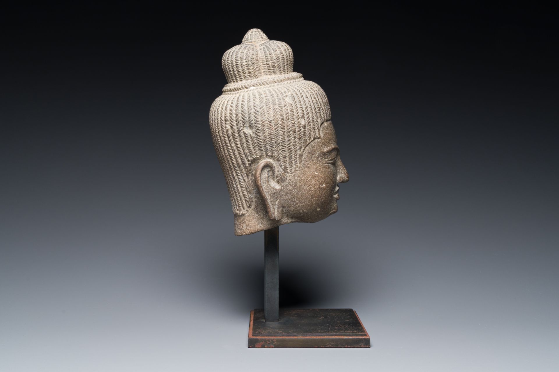 A Khmer polished sandstone head of Uma in Baphuon-style, Angkor period, Cambodia, 11th C. - Image 3 of 15