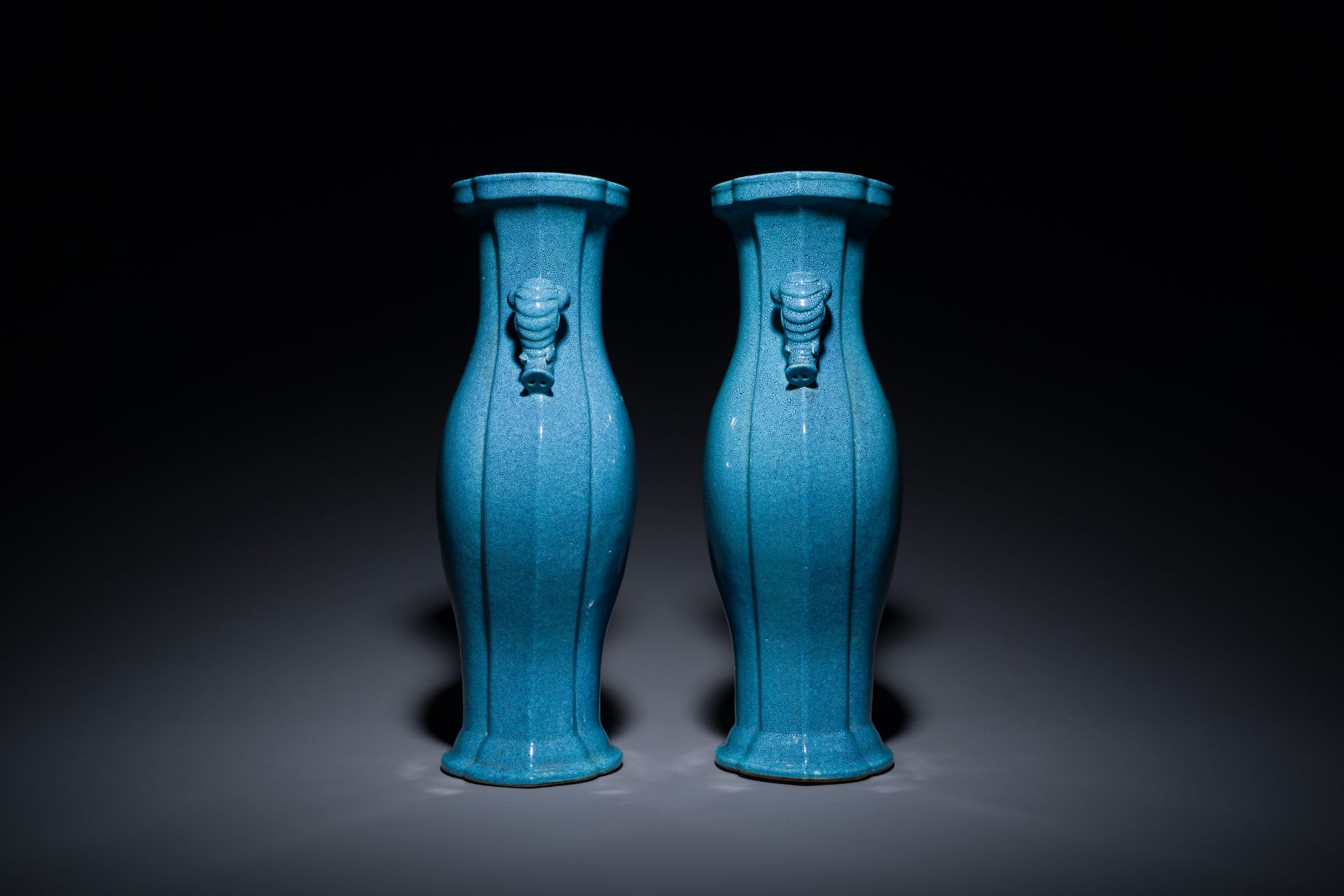 A pair of Chinese robin's-egg-glazed vases, 18/19th C. - Image 4 of 6