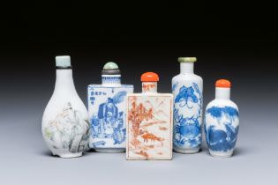 Five Chinese blue and white, iron-red and qianjiang cai snuff bottles, 19/20th C.