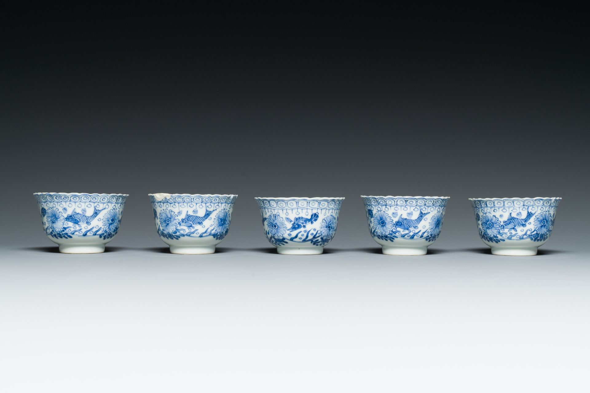 Ten Chinese blue, white, famille rose and Dutch-decorated cups and nine saucers, Kangxi and later - Image 13 of 17