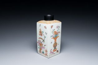 A Dutch-decorated Kakiemon-style Japanese Arita square flask, 'tokkuri', Edo, 17th C.