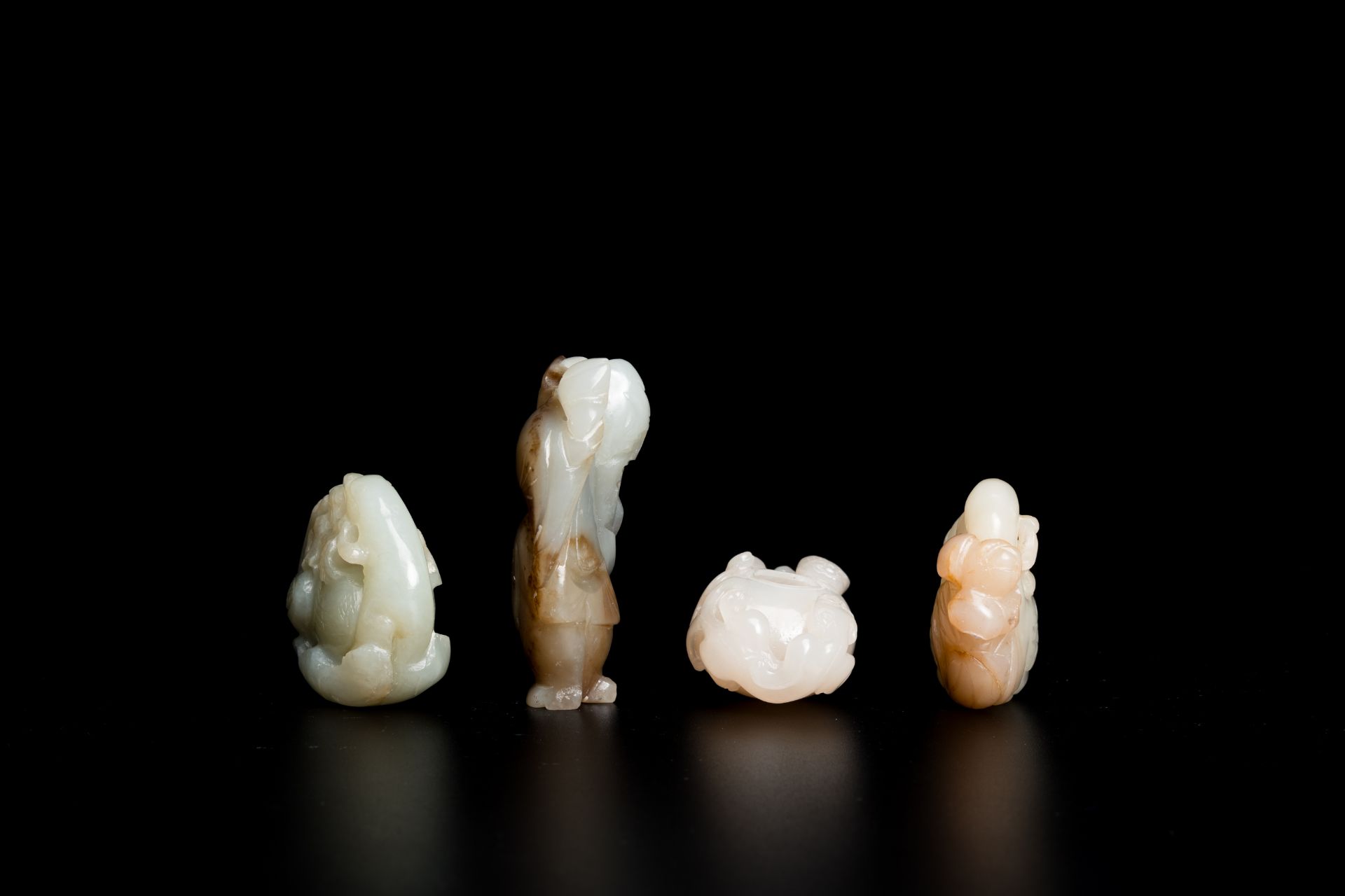 Four Chinese white and celadon jade carvings, Qing/Republic - Image 4 of 7