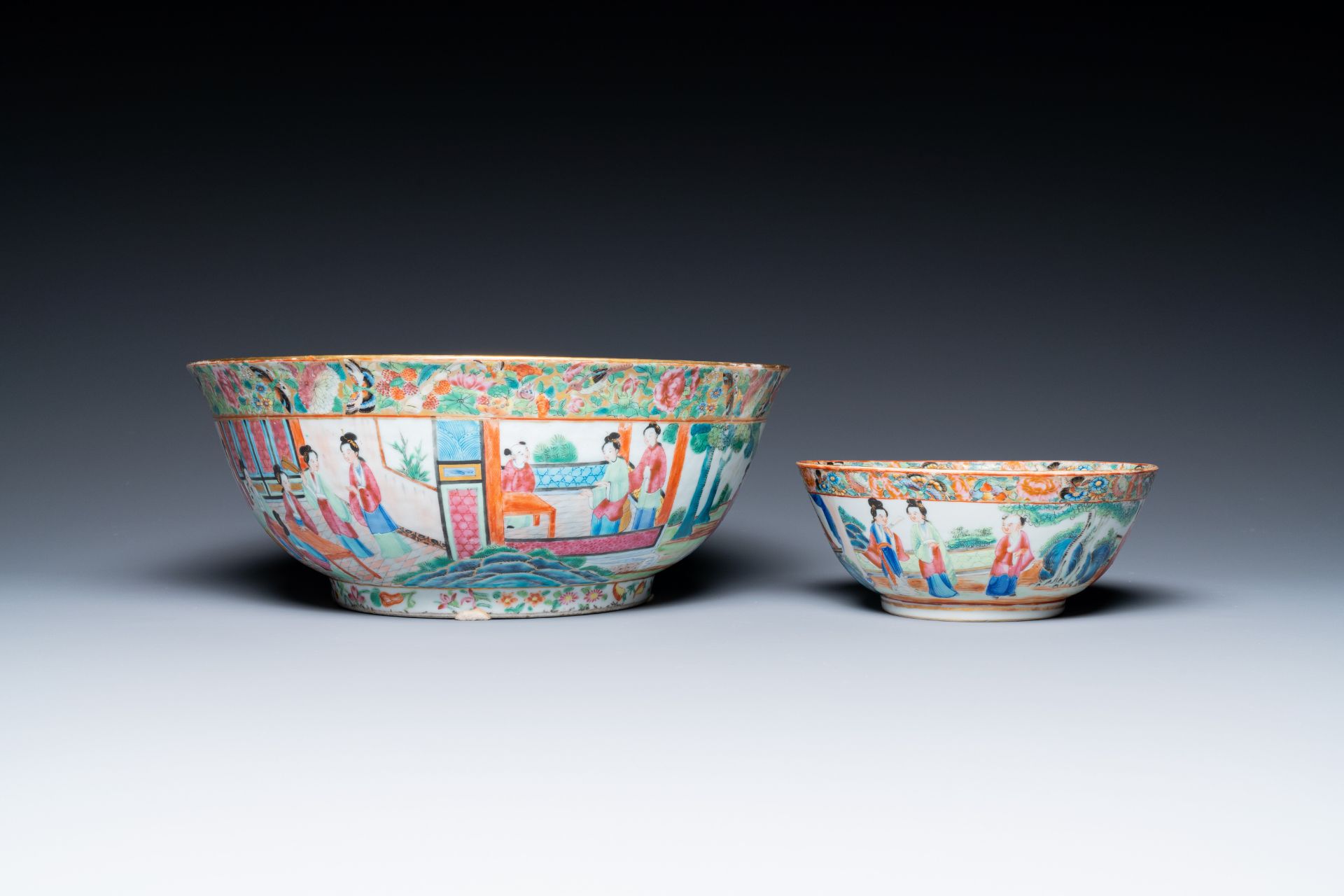 Two Chinese Canton famille rose bowls and a dish, 19th C. - Image 6 of 9