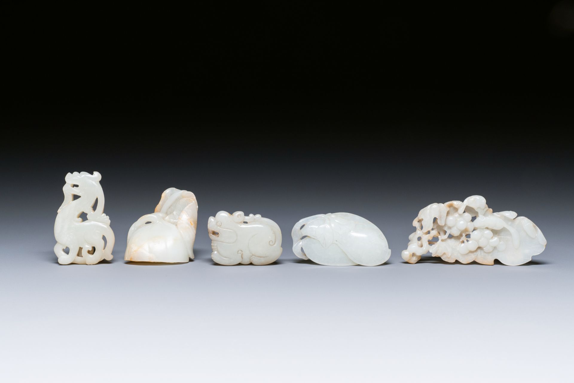 Five Chinese white and celadon jade carvings, Qing/Republic - Image 2 of 5