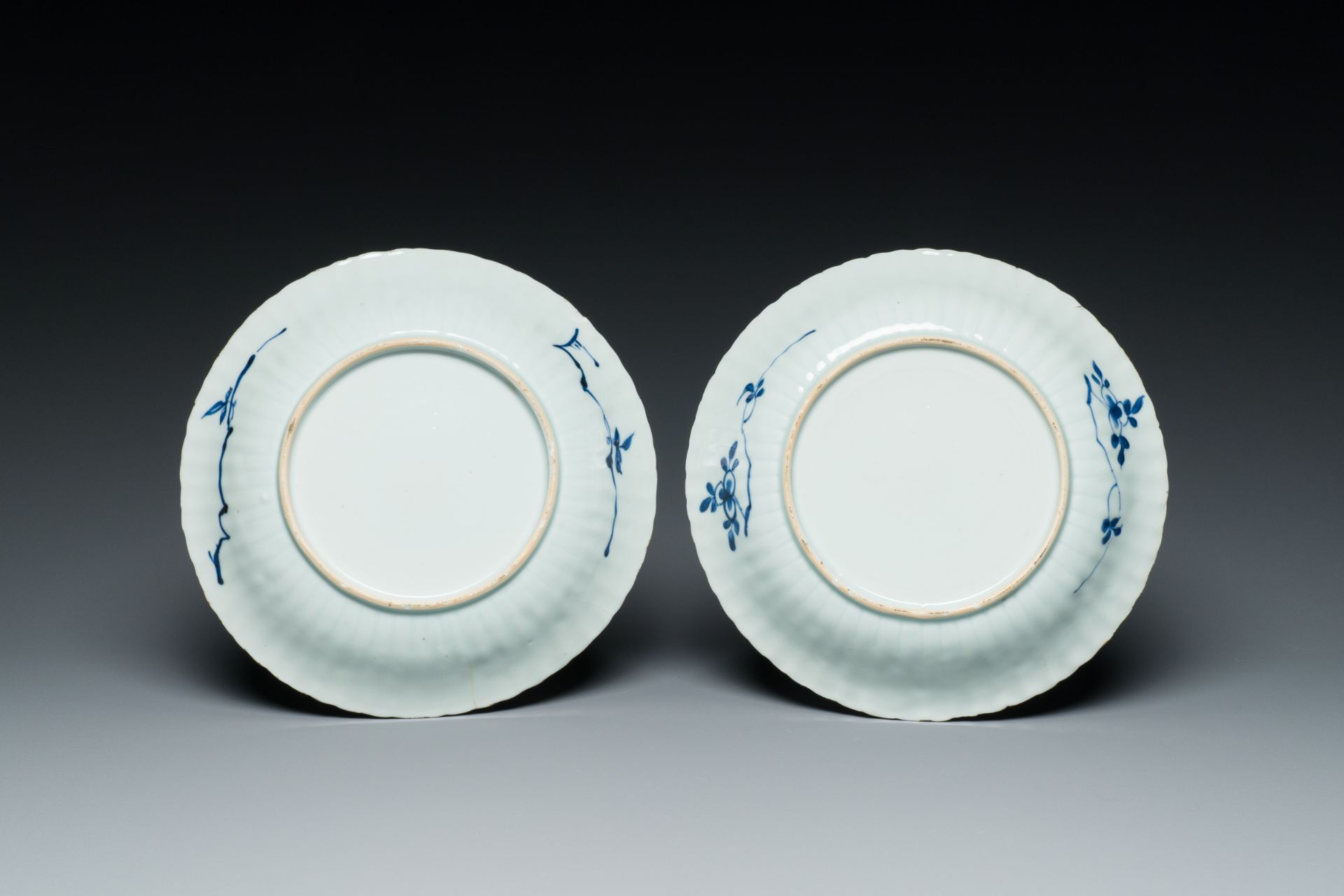 A pair of Chinese blue and white plates with the arms of the De Pinto family for the Portuguese mark - Image 2 of 2