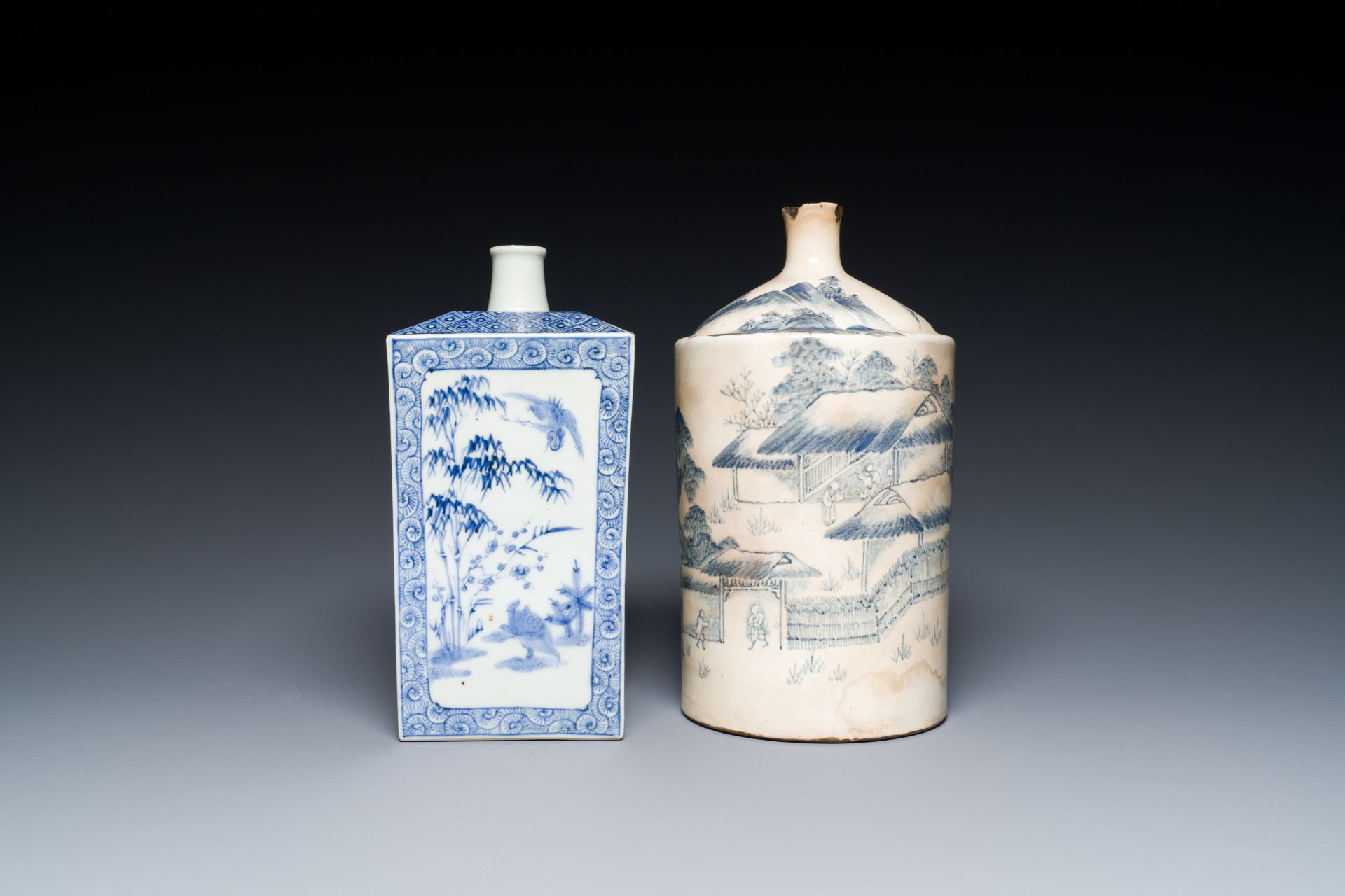 A Japanese blue and white Arita square flask and a Tangen-style bottle, 'tokkuri', Edo, 18/19th C. - Image 2 of 7