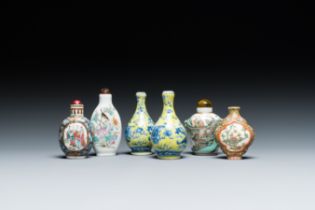 Six fine Chinese porcelain snuff bottles, 19/20th C.