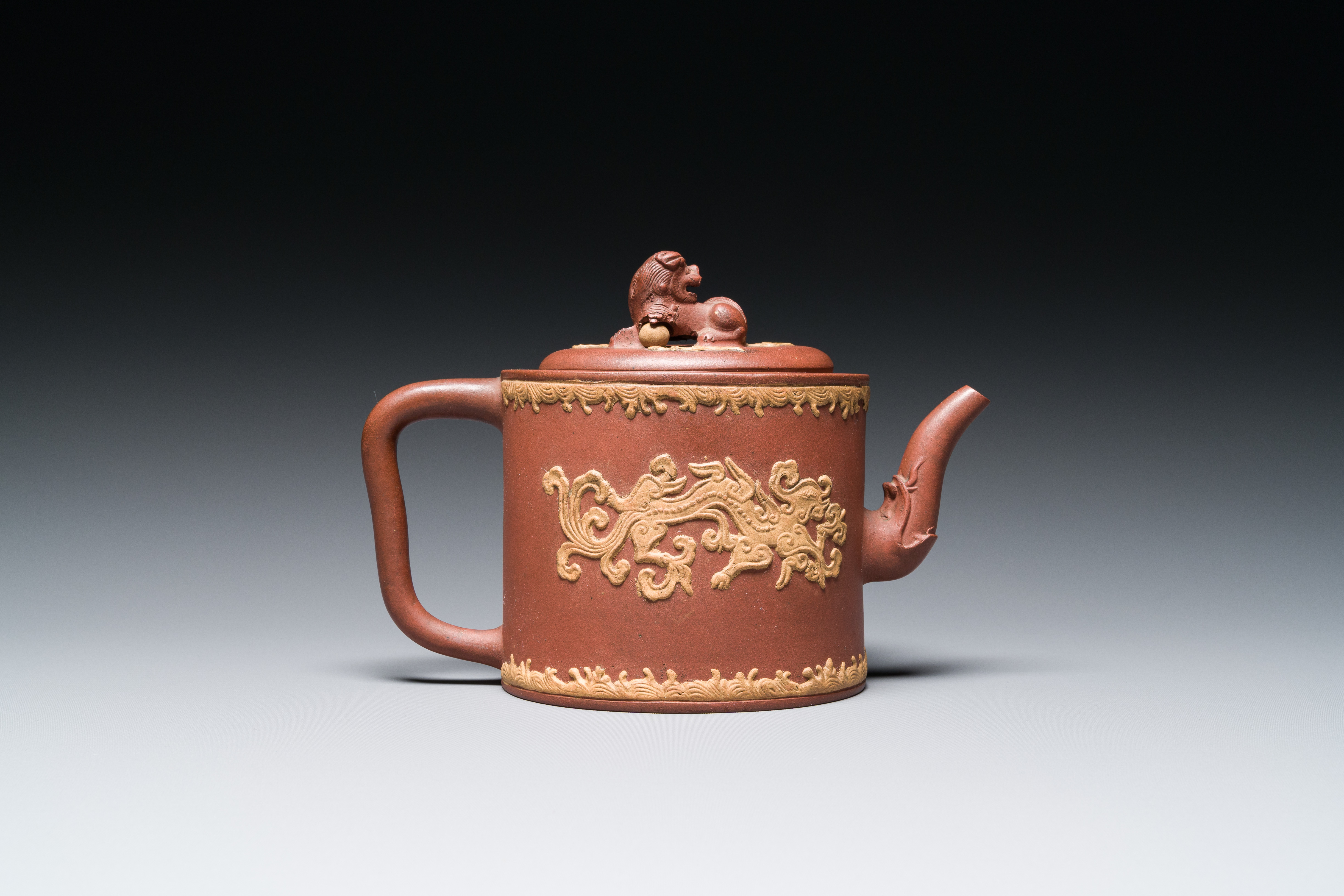 A Chinese Yixing stoneware teapot and cover with an applied dragon, Kangxi - Image 4 of 7