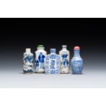 Five Chinese blue and white snuff bottles, 19/20th C.