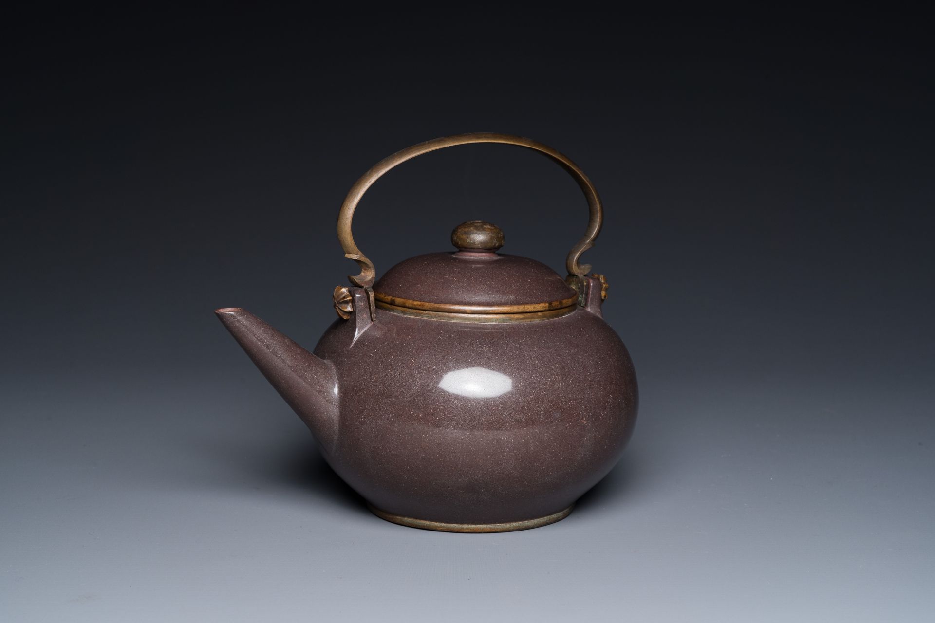 A Chinese polished purple Yixing stoneware teapot and cover for the Thai market, Gong Ju è²¢å±€ mark