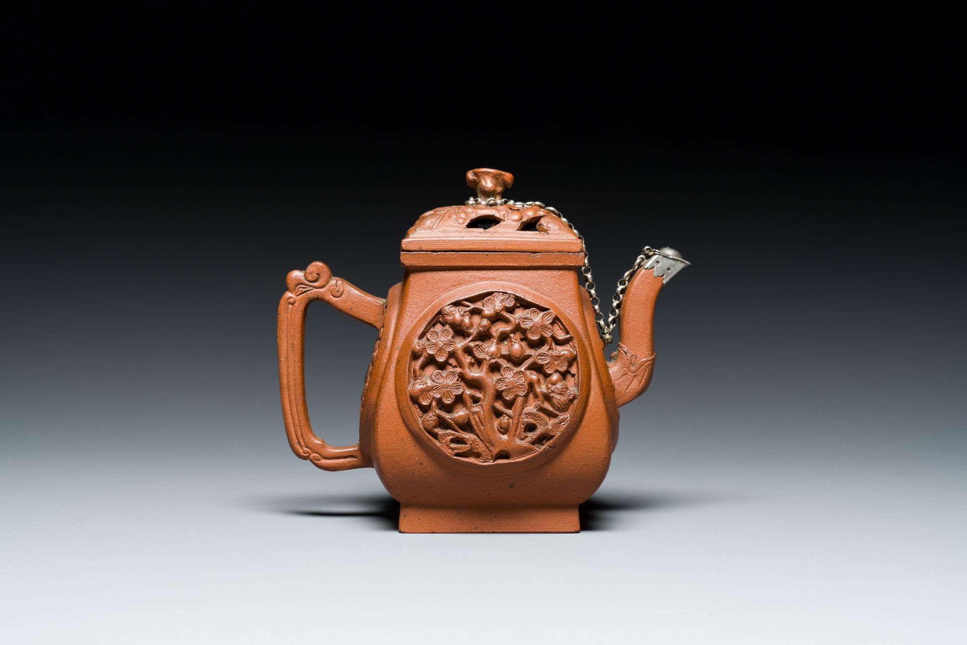 A Chinese reticulated double-walled Yixing stoneware teapot and cover, Kangxi - Image 4 of 7