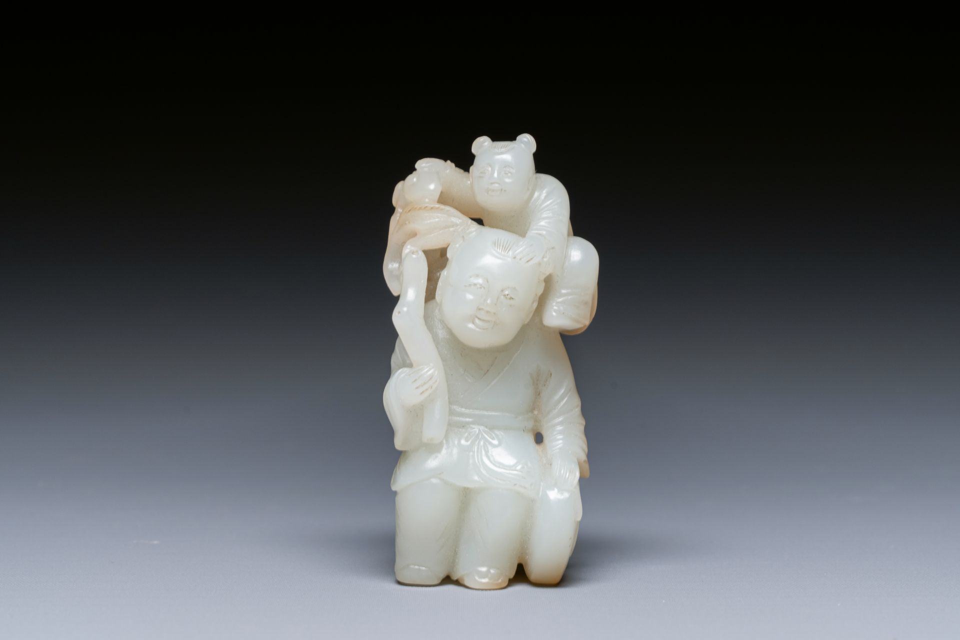 A Chinese white and russet jade sculpture of two boys, Qing - Image 2 of 7