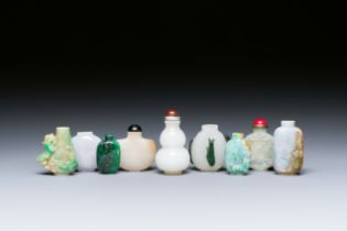 Nine Chinese jade, glass and hardstone snuff bottles, 19/20th C.