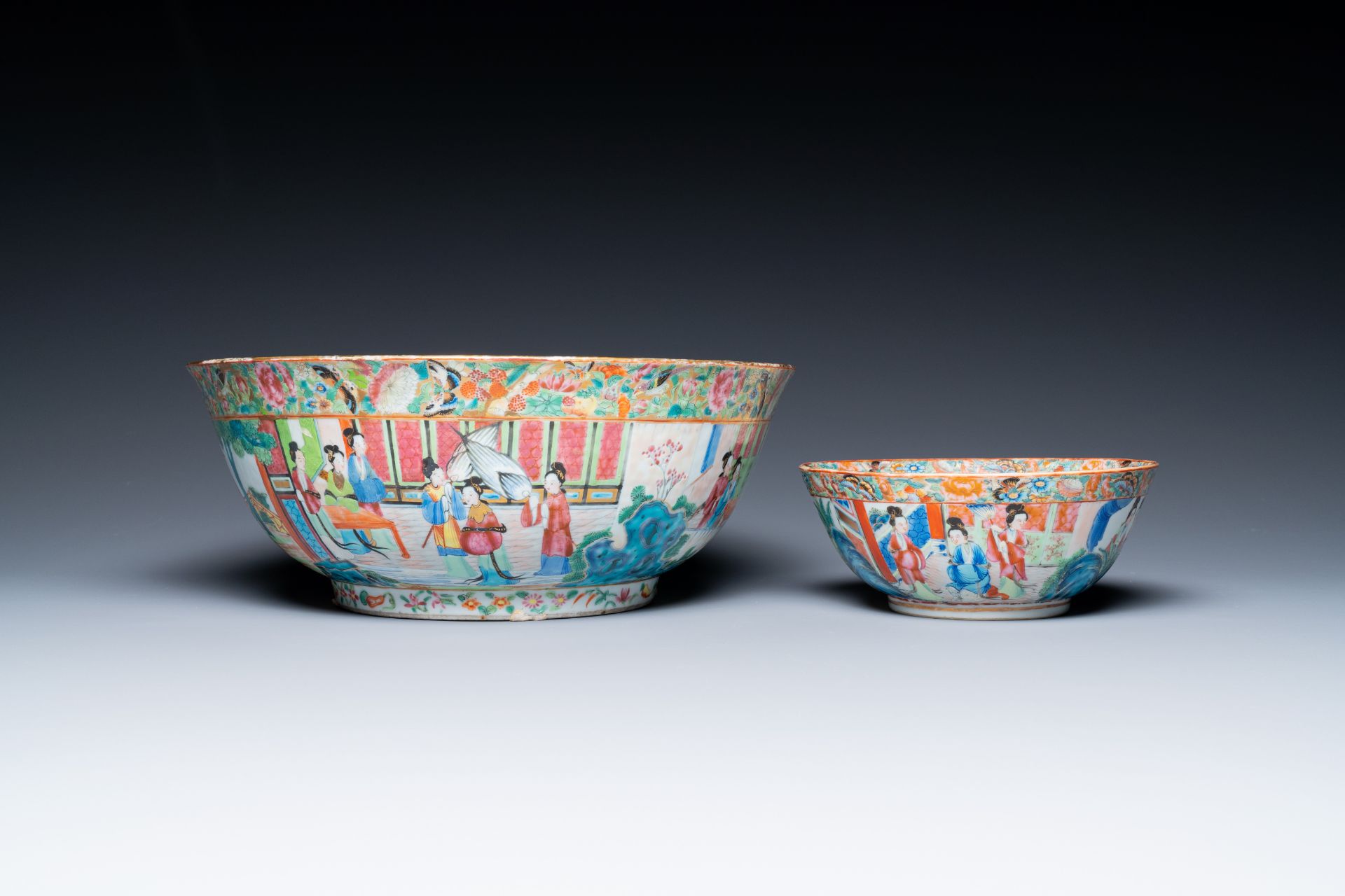 Two Chinese Canton famille rose bowls and a dish, 19th C. - Image 4 of 9