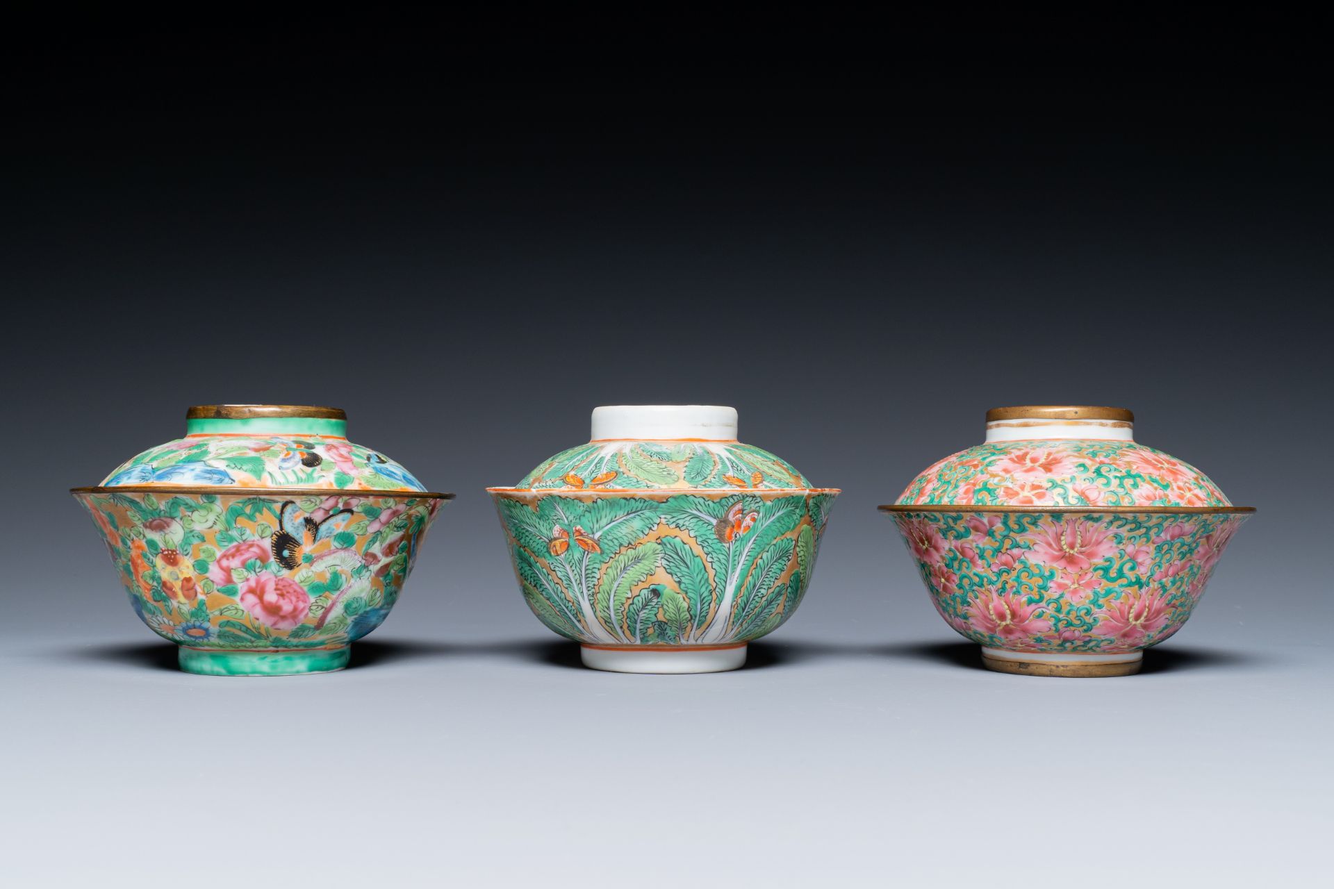 Three Chinese Canton famille rose bowls and covers for the Thai market, 19th C. - Image 3 of 8