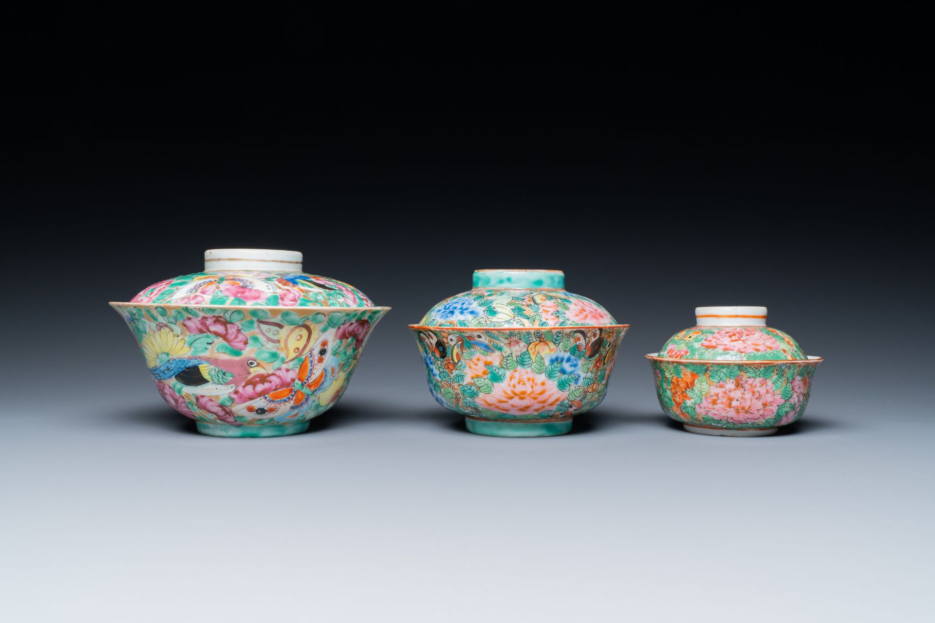 Three Chinese Canton famille rose bowls and covers for the Thai market, 19th C. - Image 2 of 7