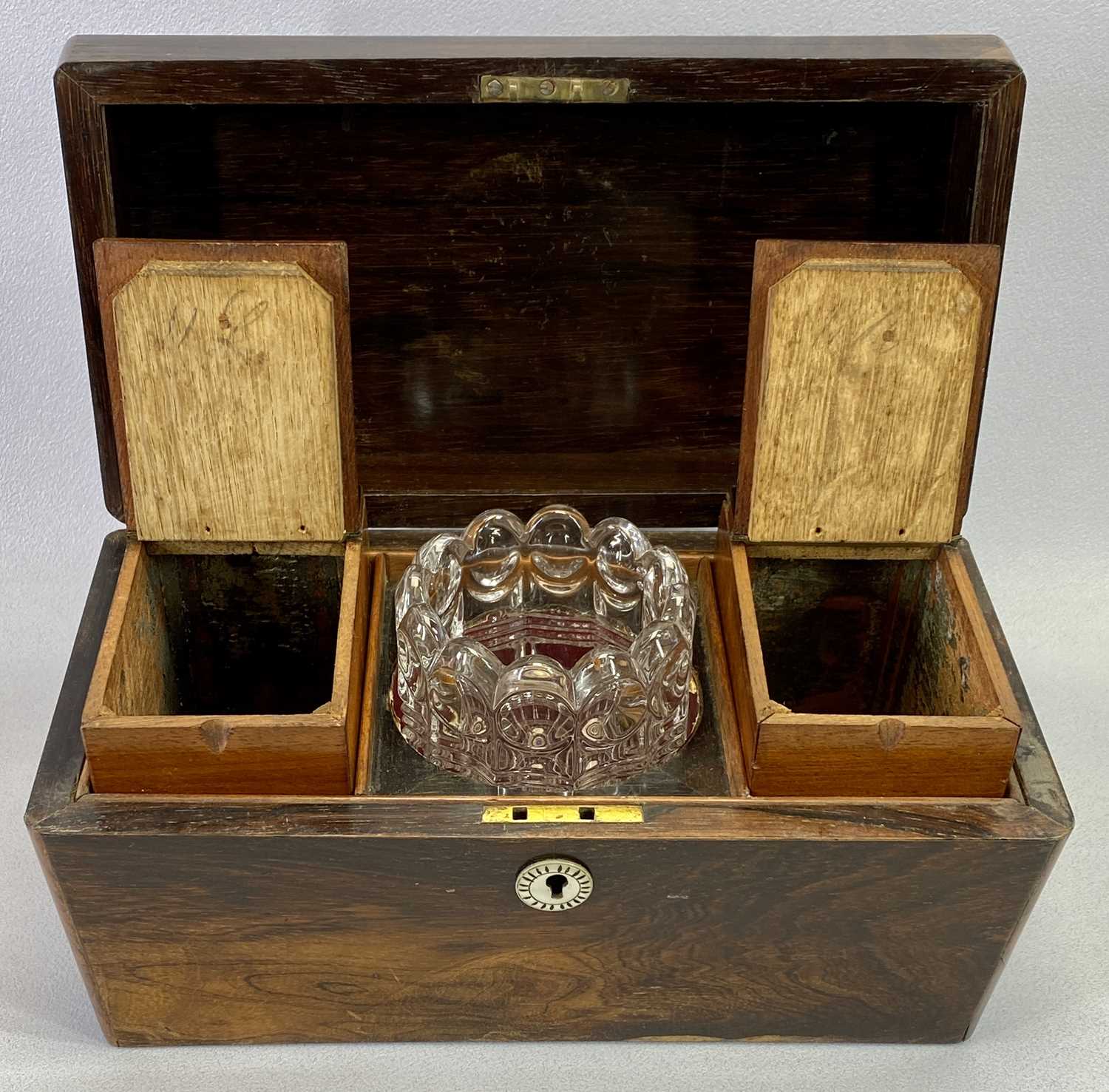 VICTORIAN ROSEWOOD SARCOPHAGUS FORM DOUBLE TEA CADDY - interior fitted with two compartments with