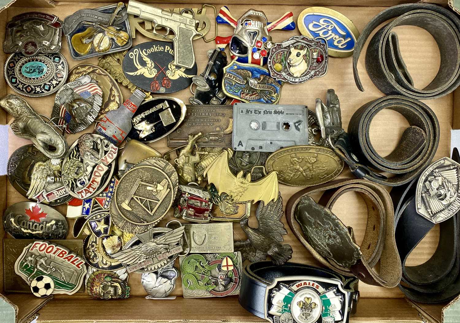 AMERICAN METAL NOVELTY BELT BUCKLES & BELTS