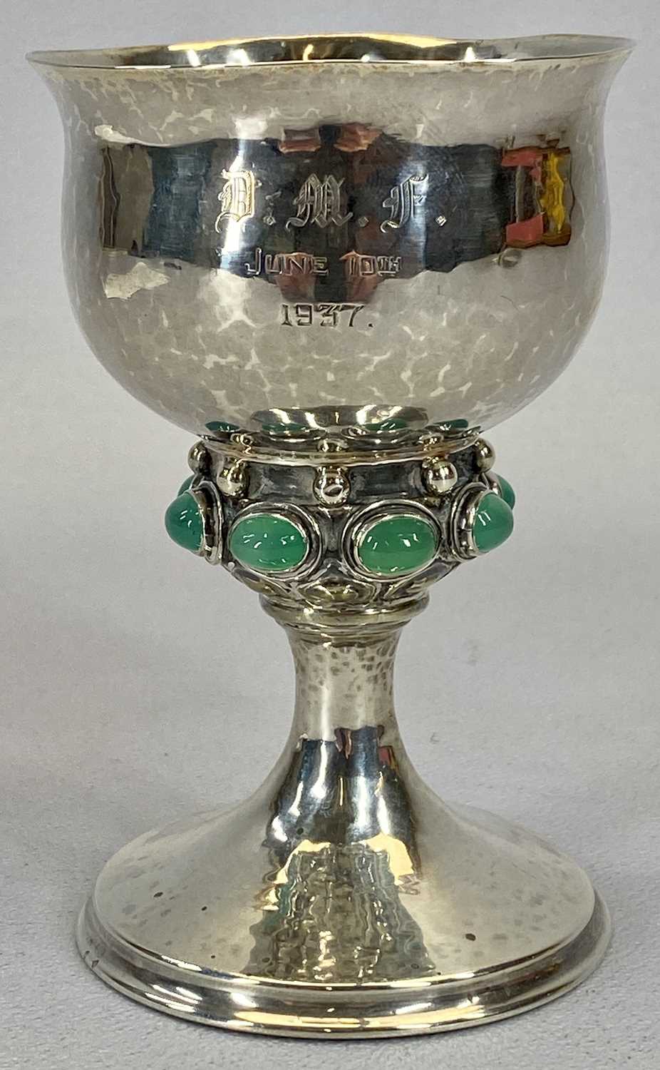 ARTS & CRAFTS BEATEN SILVER GOBLET - London 1910, Makers Omar Ramsden & Alwyn Carr, beaten visible - Image 2 of 4