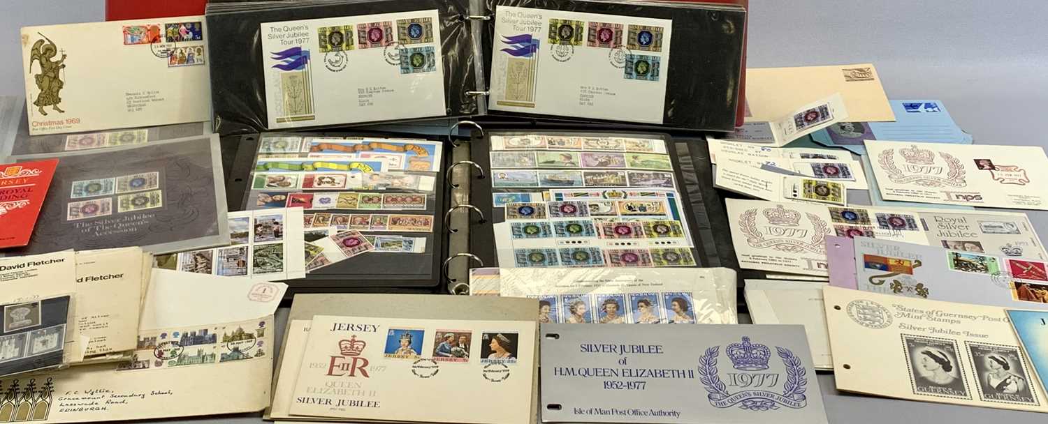 COMMEMORATIVE STAMPS & ROYAL MAIL FIRST DAY COVERS, A COLLECTION - The Queen's Silver Jubilee 1977