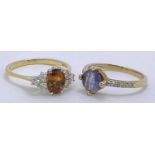 18CT & 9CT GOLD DIAMOND & SEMI-PRECIOUS SET STONE DRESS RINGS (2) - the 18ct ring with central