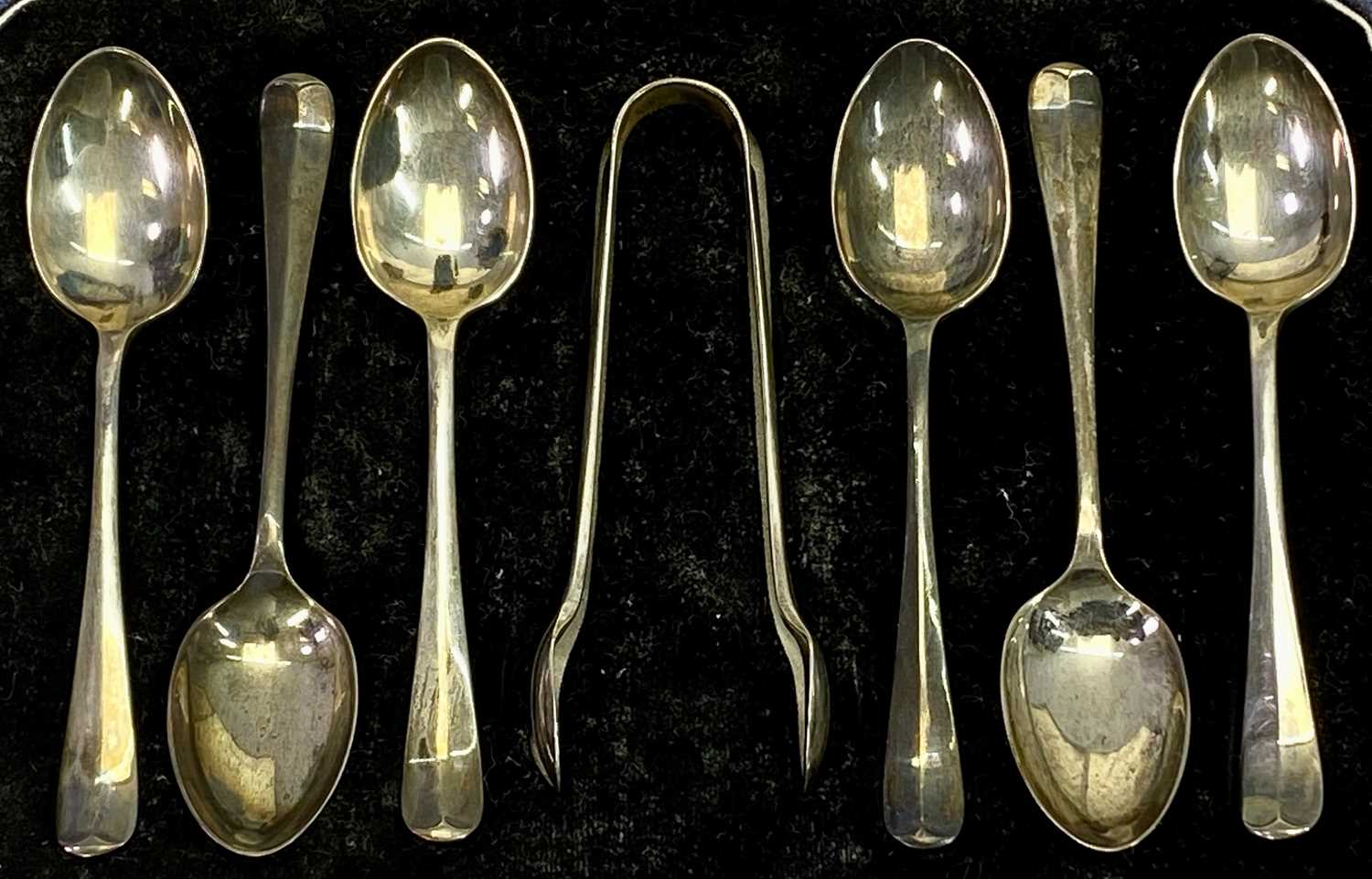 CASED CUTLERY, 2 SETS including a set of 6 teaspoons with sugar tongs, Sheffield 1930, Maker - Image 2 of 4