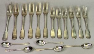 GEORGE III & LATER SILVER FLAT WARE - a mixed quantity of 17 pieces to include 12 x fiddle pattern