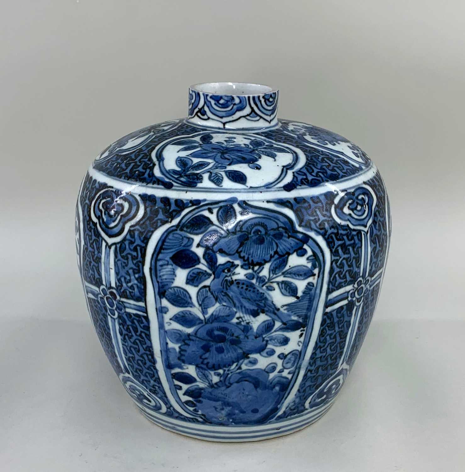 CHINESE BLUE & WHITE PORCELAIN JAR, Wanli, painted with four large lotus leaf shaped panels - Image 4 of 15