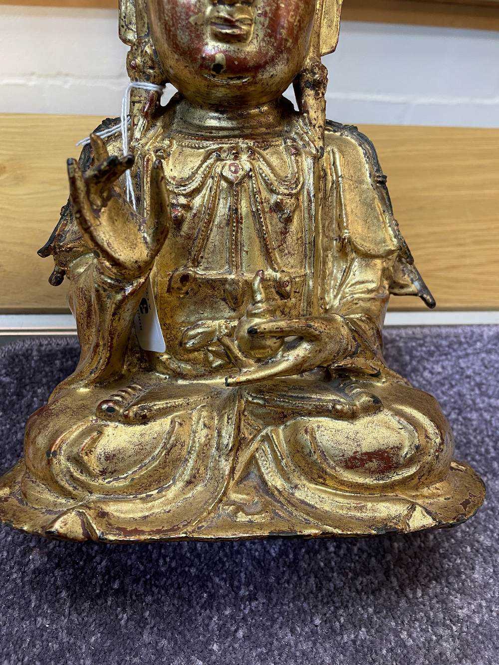 CHINESE LACQUERED GILT BRONZE FIGURE OF GUANYIN, Late Ming dynasty, the serene boddhisattva seated - Image 10 of 20