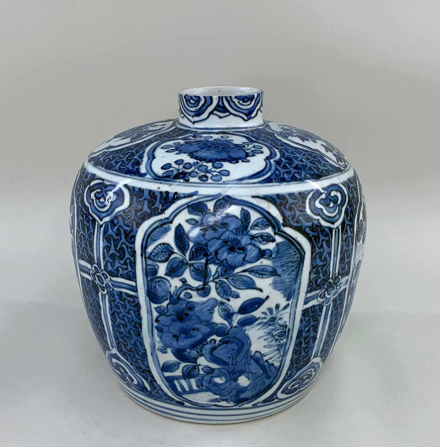 CHINESE BLUE & WHITE PORCELAIN JAR, Wanli, painted with four large lotus leaf shaped panels