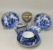 GROUP OF CHINESE & JAPANESE PORCELAIN, comprising Chinese export blue and white teabowl and