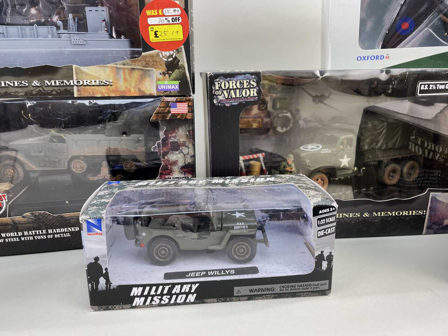 'FORCES OF VALOR' MODEL MILITARY VEHICLES to include, US 2.5 ton cargo truck, US M16 Multiple Gun - Image 4 of 4