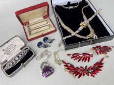 ASSORTED ANTIQUE & MODERN JEWELLERY, including Victorian white metal filigree and paste navette