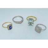 FOUR 18CT GOLD RINGS, comprising diamond cluster ring of appr 1cts, single stone pale aquamarine