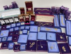 ASSORTED 9CT GOLD MOUNTED JEWELLERY, comprising a variety of rings, necklaces, earrings, and