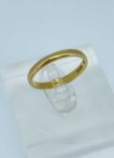 22CT YELLOW GOLD WEDDING BAND, appr. wt 3.2g