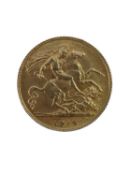 GEORGE V GOLD HALF SOVEREIGN, 1914, 4.0gms Provenance: private collection Pembrokeshire, consigned