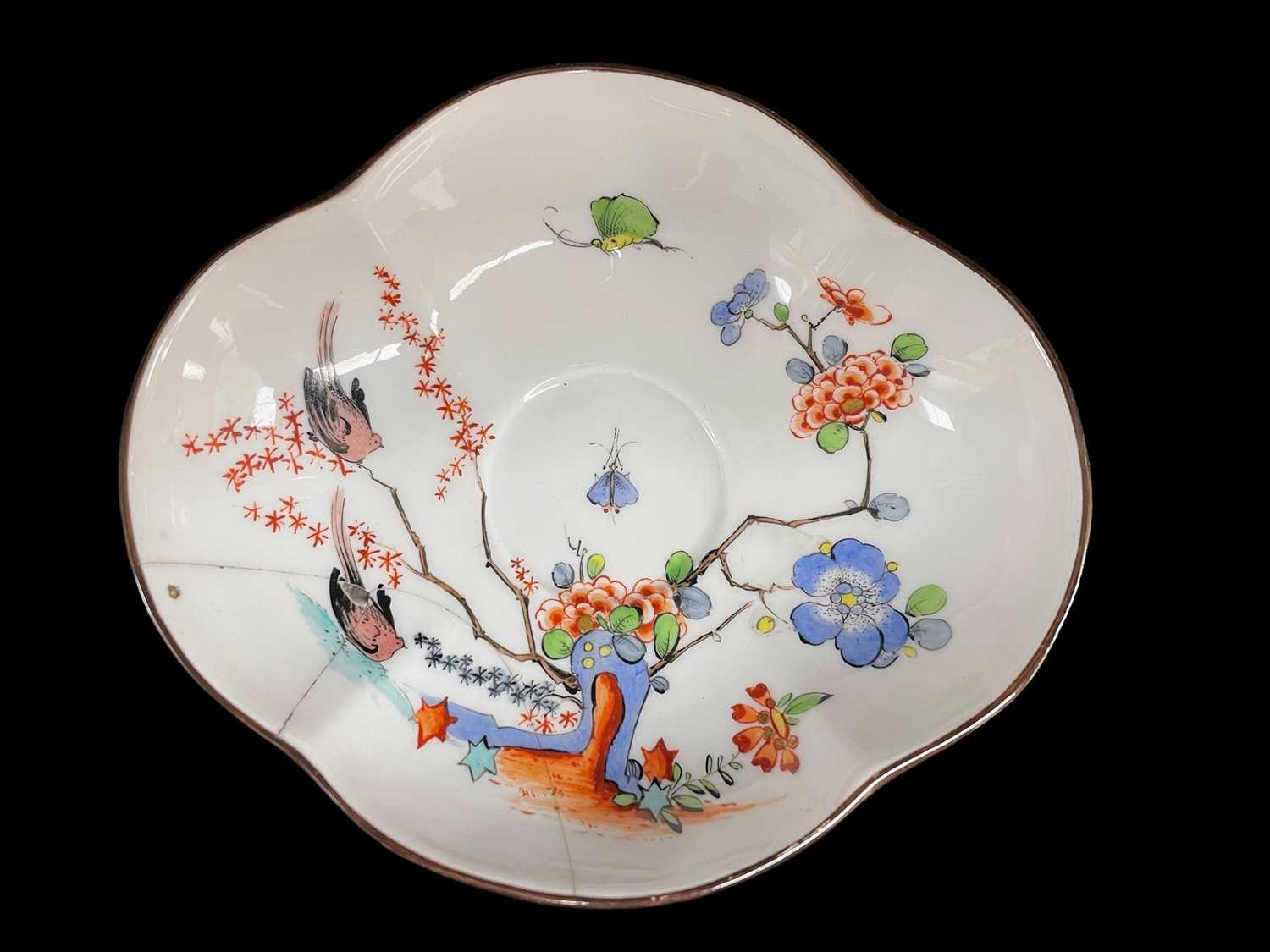 MEISSEN PORCELAIN KAKIEMON-STYLE CUP & SAUCER, quatrefoil shape, painted in the Japanese style - Image 3 of 5