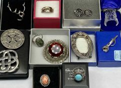 HALLMARKED SILVER, MIRACLE, 925 STAMPED & OTHER JEWELLERY & COLLECTABLES GROUP - the Miracle